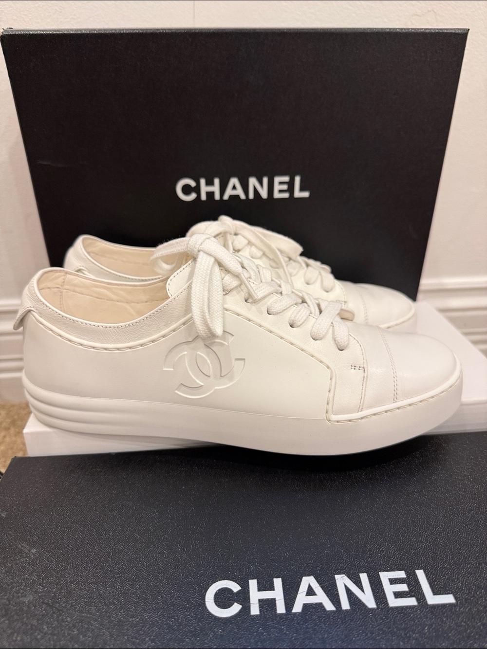 Chanel Classic White Leather Sneakers EU 37 With Box Extra Laces